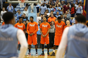 Syracuse will honor Pearl Washington on Dec. 17 after the SU legend died on April 20. 