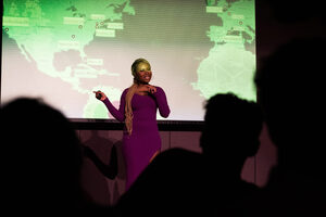 At Saturday’s TEDxSyracuseUniversity Olamide Olayinka spoke about embracing the bond between her Nigeran and American identities. During her presentation, Olayinka described  the gap between these two cultures as “interstitial.”
