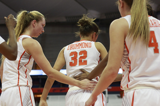 While SU's starting lineup was mediocre, its bench shined. 