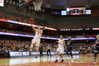 Tiana Mangakahia struggled with foul trouble early in the game, but was able to gain momentum in the second half with one-on-one play.